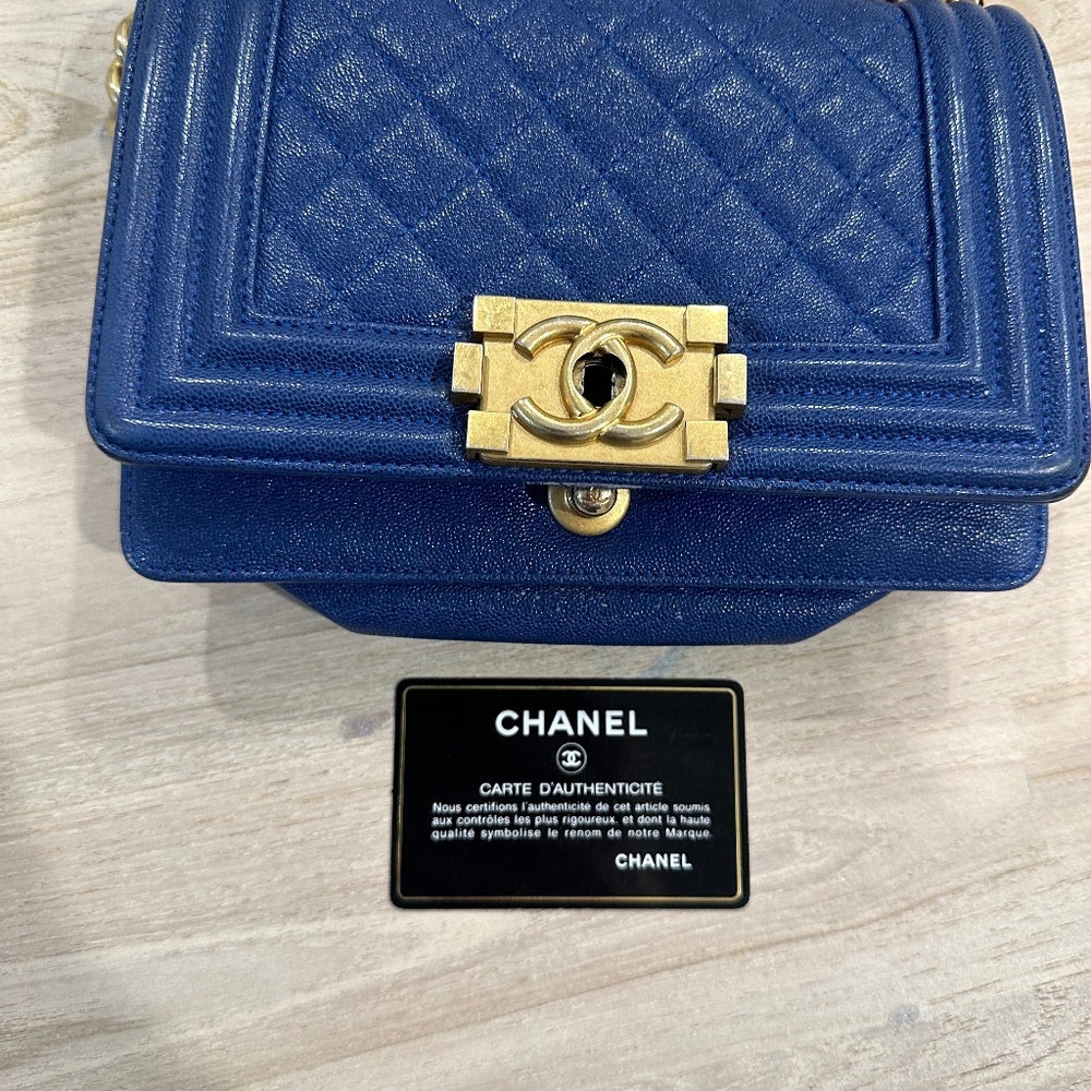 Chanel blue boy bag